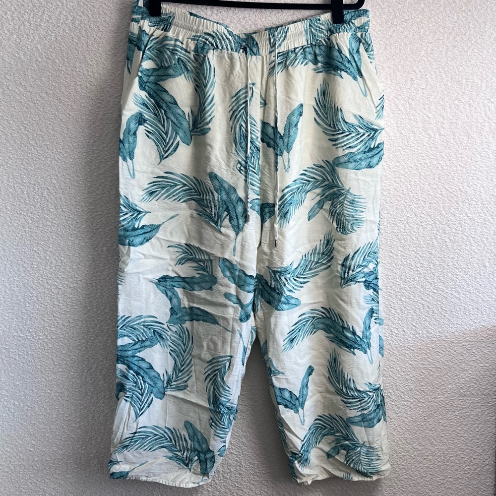 Skies Are Blue Women’s Plus Size Feather Wide Leg Pants Size 2X‎